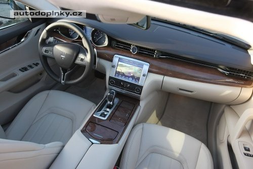 Maserati Quattroporte ofici�ln�