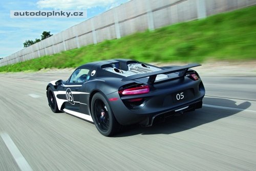 Porsche odhalilo 918 Spyder