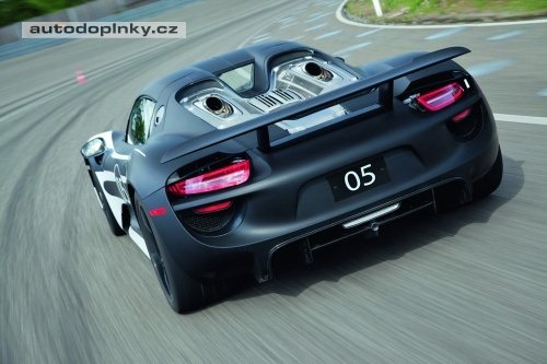 Porsche odhalilo 918 Spyder