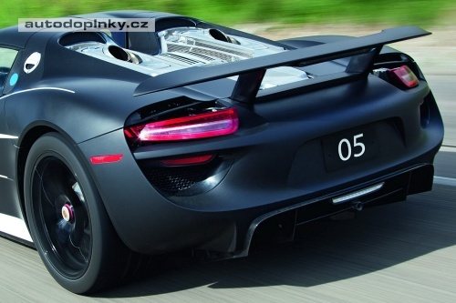 Porsche odhalilo 918 Spyder