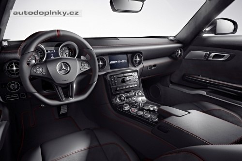 Mercedes vylep�uje SLS AMG