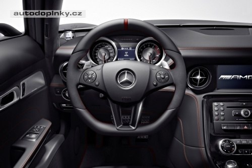 Mercedes vylep�uje SLS AMG