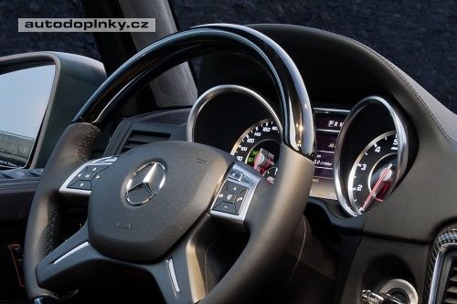 Mercedes p�edstavuje nov� G63