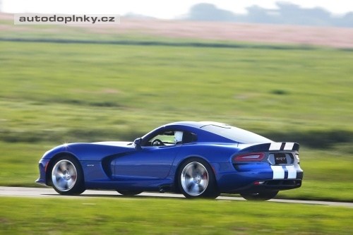 Viper SRT jde do prodeje