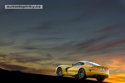 Viper SRT jde do prodeje