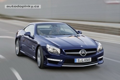 SL65 AMG nab�dne 621 kon�