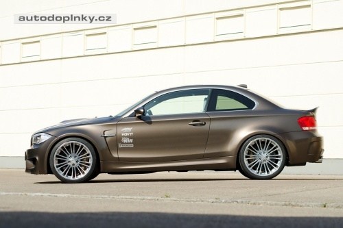 ��len� BMW 1 M � 600 kon�