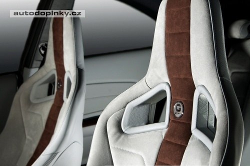 ��len� BMW 1 M � 600 kon�
