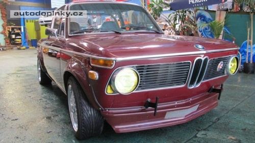 BMW 1600 � pl�ov� pickup