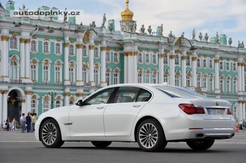 BMW 7 po faceliftu