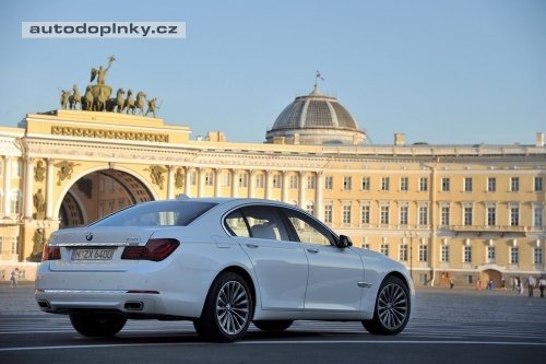 BMW 7 po faceliftu