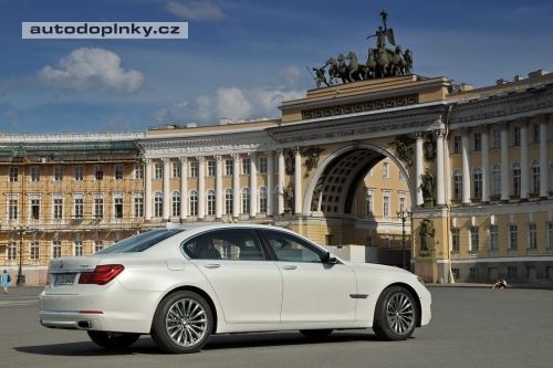 BMW 7 po faceliftu