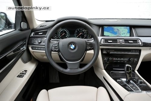 BMW 7 po faceliftu