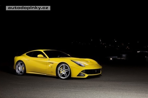 Ferrari F12berlinetta � 763 kon�