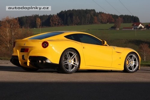 Ferrari F12berlinetta � 763 kon�