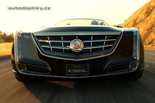 Cadillac se vrac� do hry