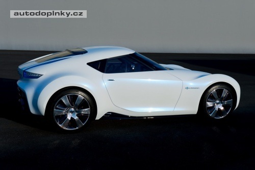 Nissan p�ipravuje nov� kup�