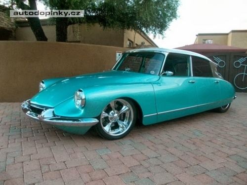 Citro�n DS s motorem Corvette