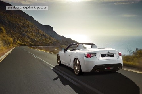 Toyota FT-86 shod� st�echu