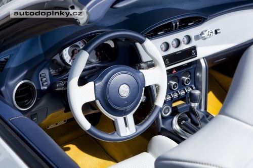 Toyota FT-86 shod� st�echu