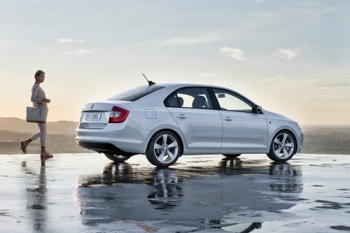 Chyst� se �koda Rapid Coupe?