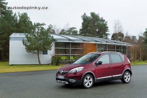 Renault Scenic XMOD � pry� z m�sta