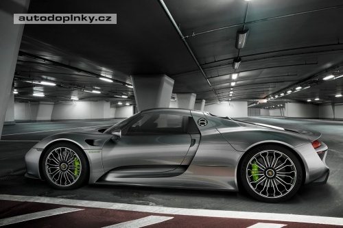 Porsche 918 Spyder ofici�ln�