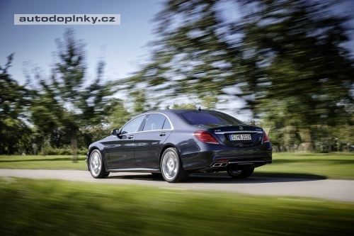 Mercedes S 65 AMG � V12 621 kon�