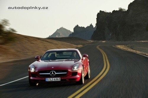 Mercedes uvede posledn� verzi SLS AMG