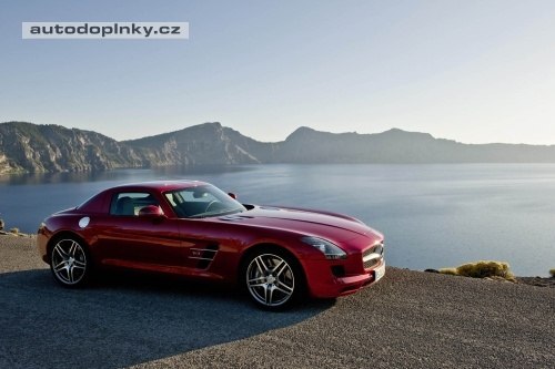 Mercedes uvede posledn� verzi SLS AMG