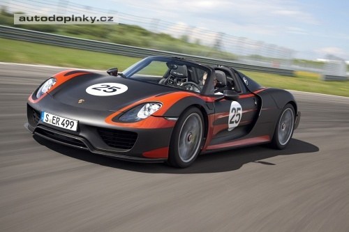 918 Spyder jde do fin�le