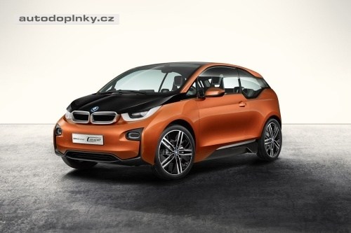 Sto tis�c lidi chce testovat BMW i3 EV