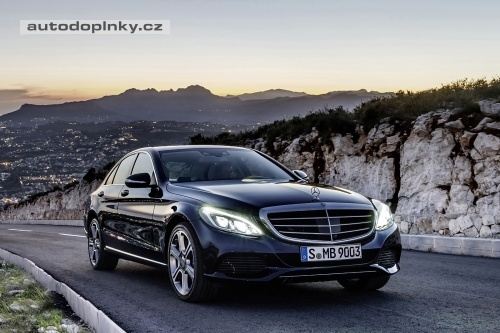 Mercedes-Benz t��dy C v nov�m