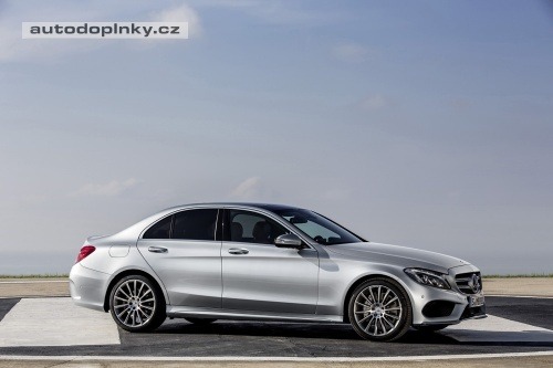 Mercedes-Benz t��dy C v nov�m