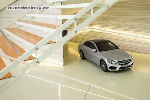 Mercedes-Benz t��dy C v nov�m