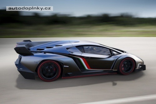 Lamborghini Veneno bez st�echy