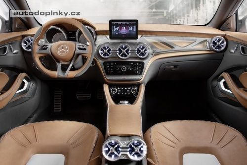 Mercedes GLA crossover