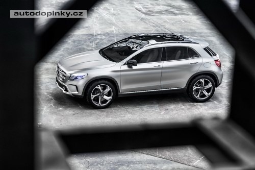 Mercedes GLA crossover
