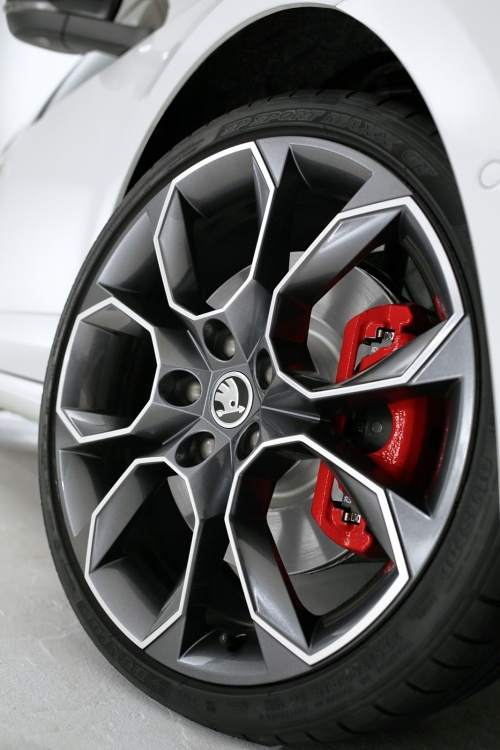 Nov� Octavia RS p�ich�z�
