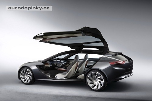 Opel zve�ejnil detaily o Monze
