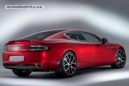 Velkohub� Aston Martin S