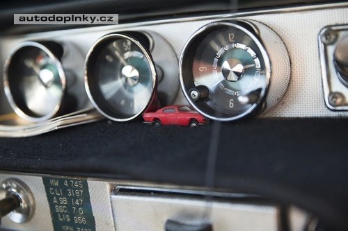 T��milionov� Volvo P1800