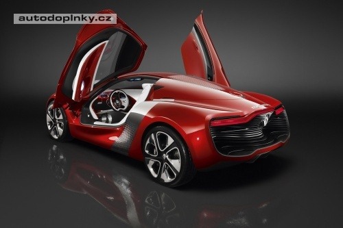Schv�leno � Renault Alpine se vr�t�