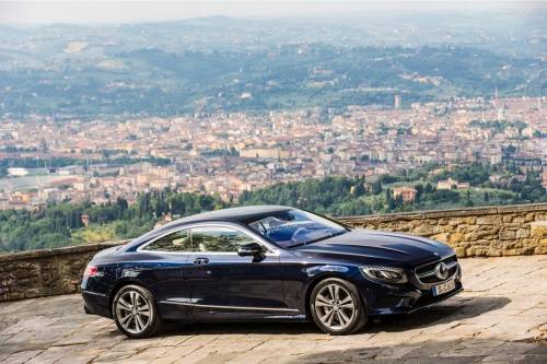 S-Class Coupe je Auto sn� 2014