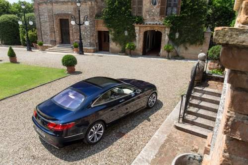 S-Class Coupe je Auto sn� 2014