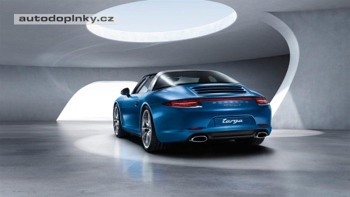 Porsche 911 Targa se vrac� ke ko�en�m