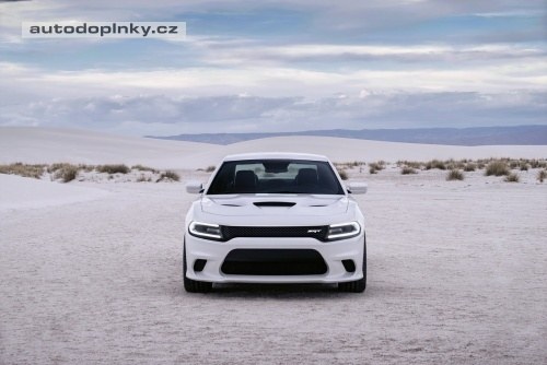 Charger SRT Hellcat jako nejrychlej�� sedan