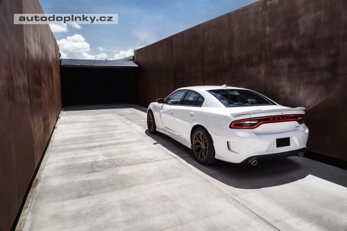 Charger SRT Hellcat jako nejrychlej�� sedan
