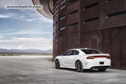 Charger SRT Hellcat jako nejrychlej�� sedan