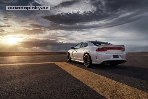 Charger SRT Hellcat jako nejrychlej�� sedan